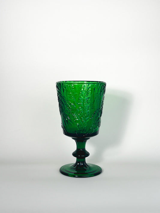 Dahlia - Leaf Embossed Retro Green Wine Glass